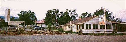 Capitol Reef Inn & Cafe Torrey Bagian luar foto